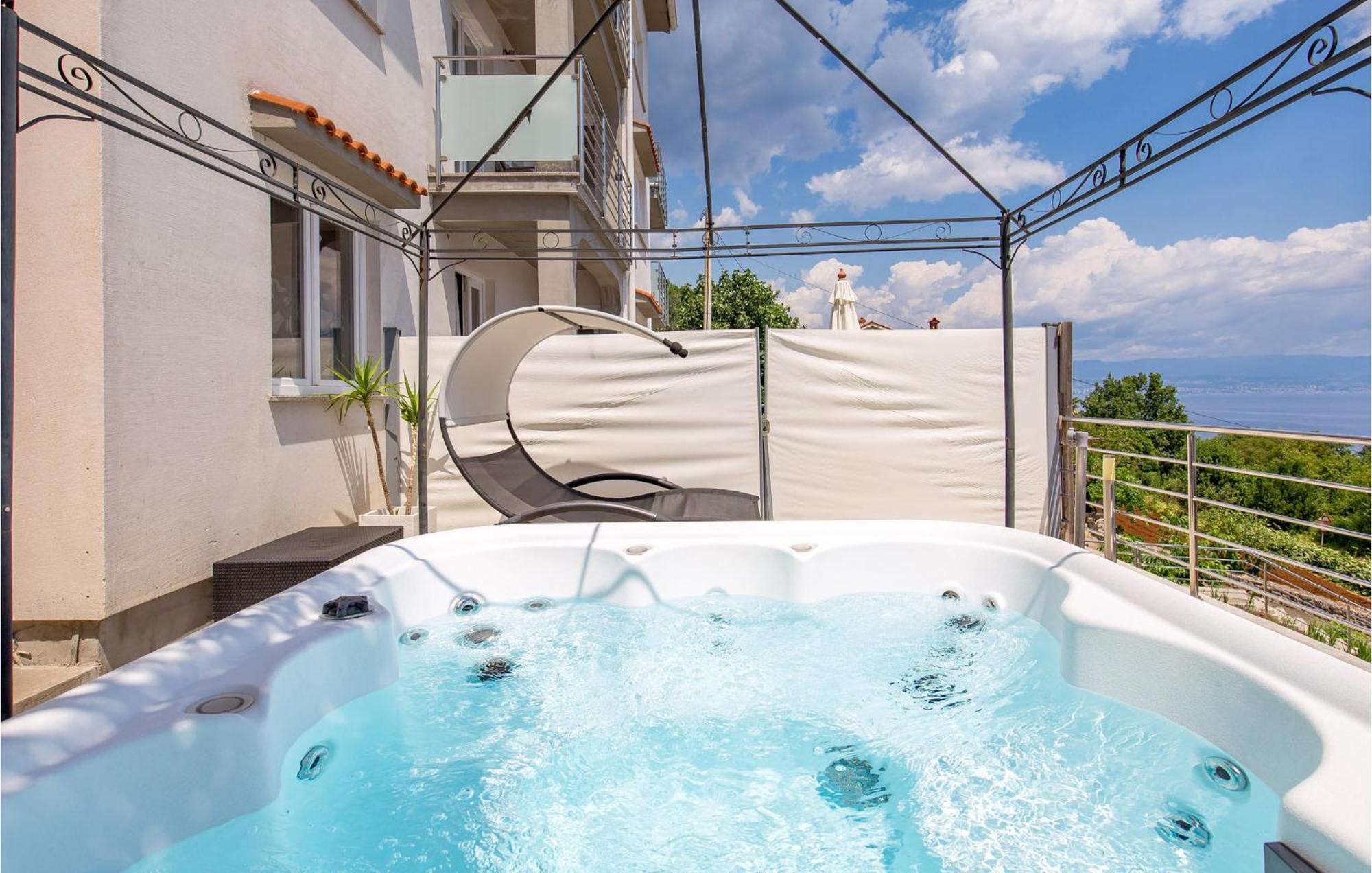Stunning Apartment In Mošćenička Draga المظهر الخارجي الصورة