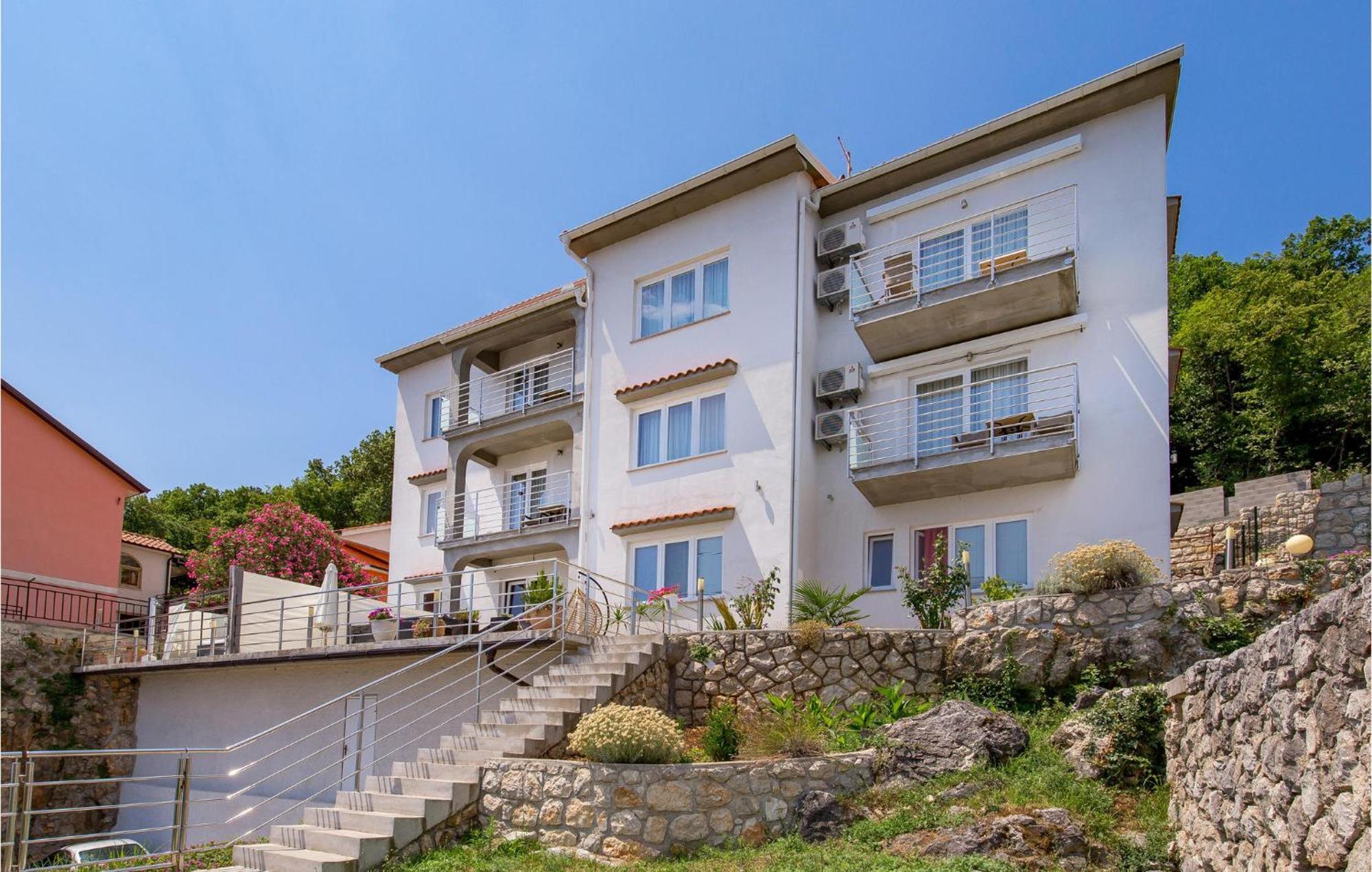 Stunning Apartment In Mošćenička Draga المظهر الخارجي الصورة