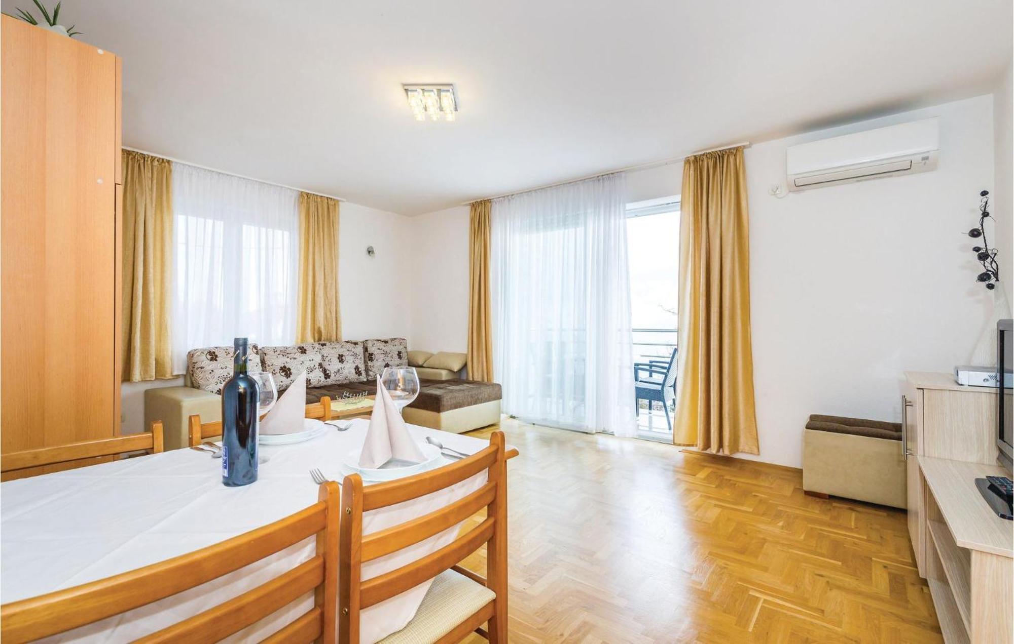 Stunning Apartment In Mošćenička Draga المظهر الخارجي الصورة